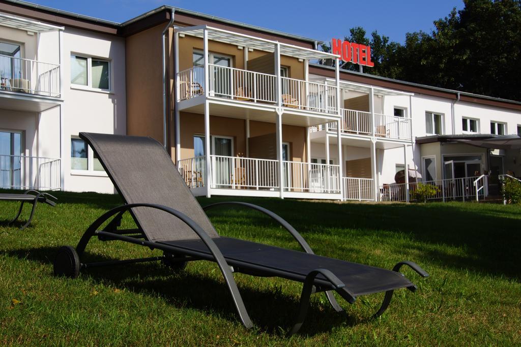 Hotel Am Untersee 반티코프 외부 사진