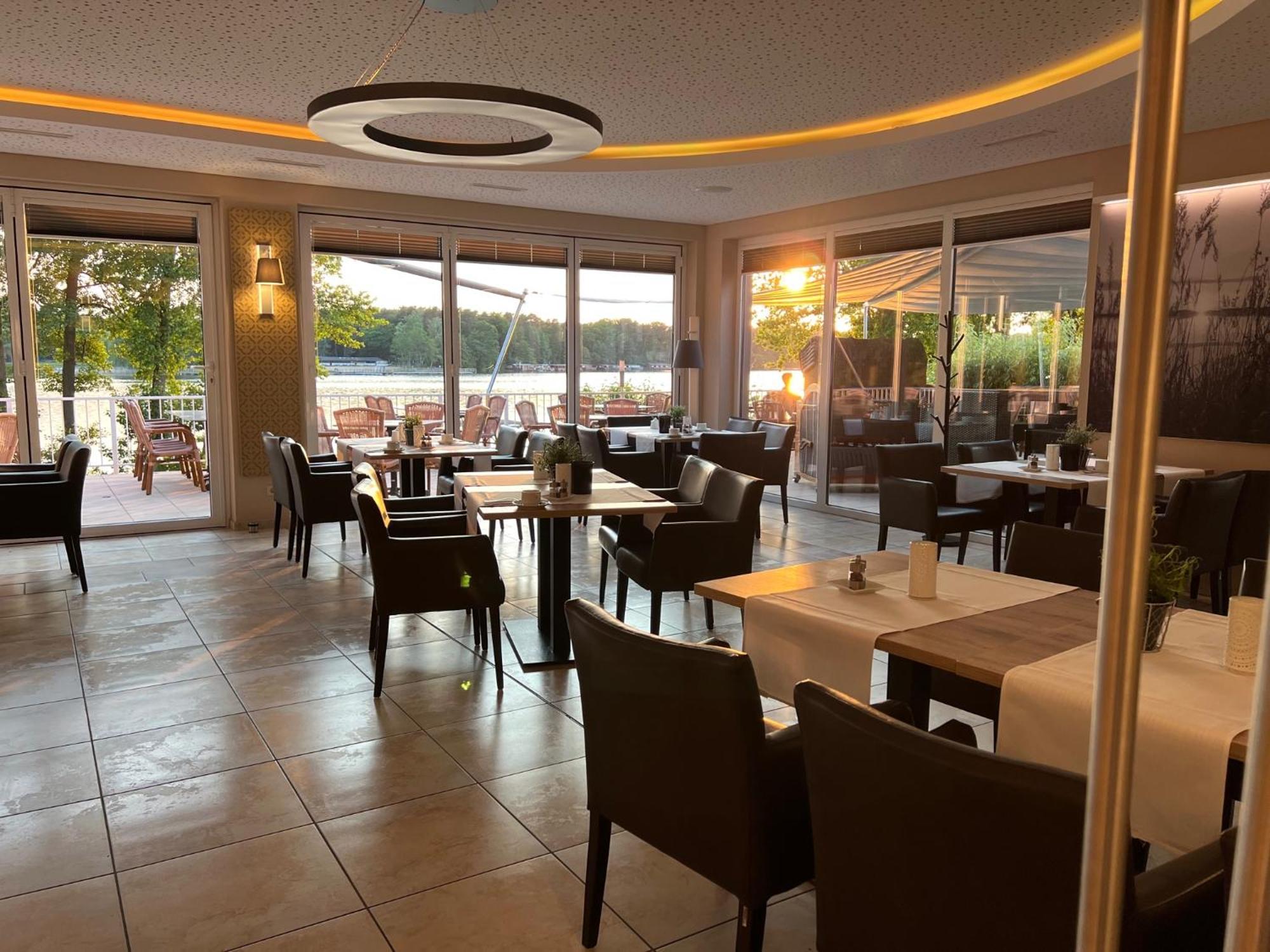 Hotel Am Untersee 반티코프 외부 사진